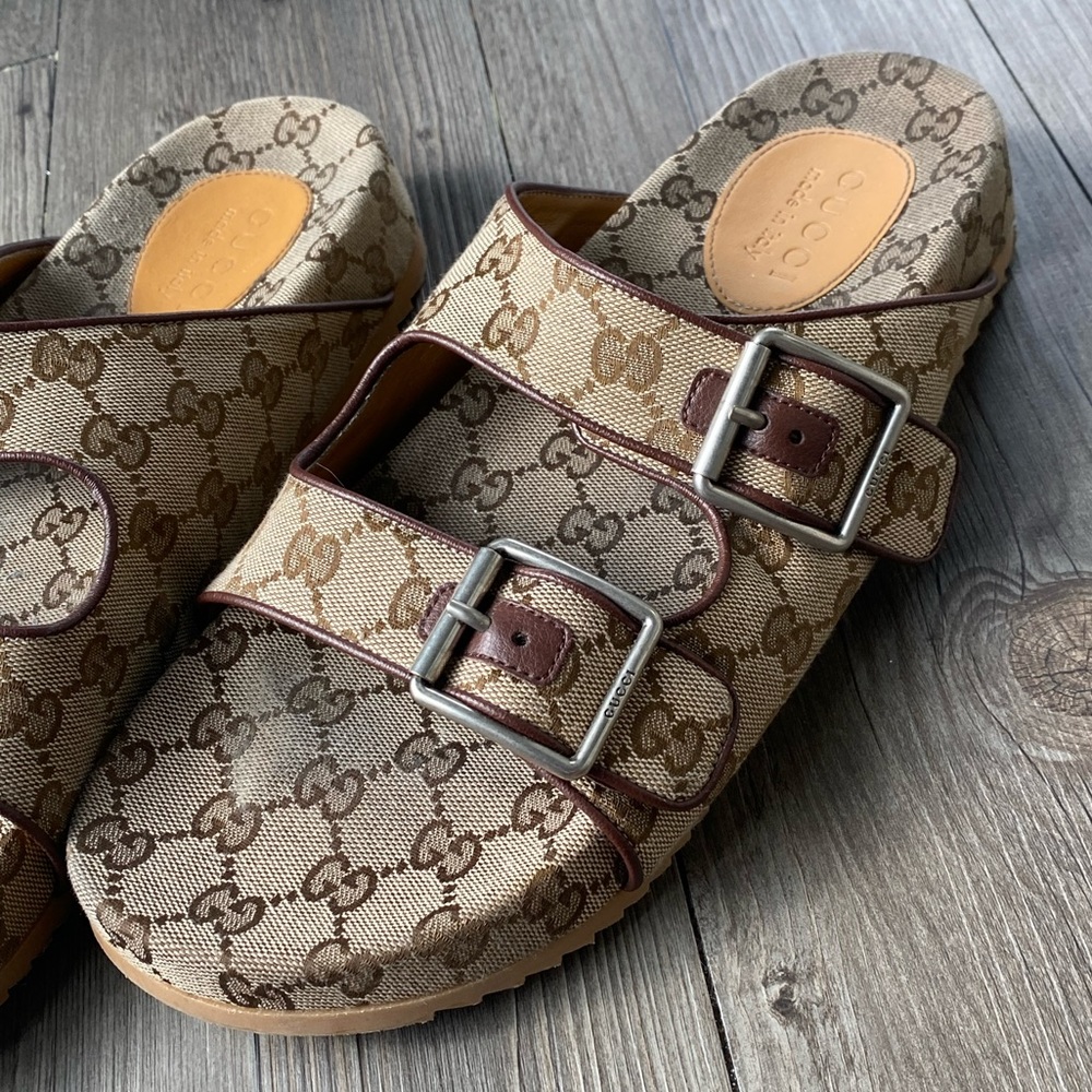 Gucci Men's Slide Sandal with Strap . Gently Used